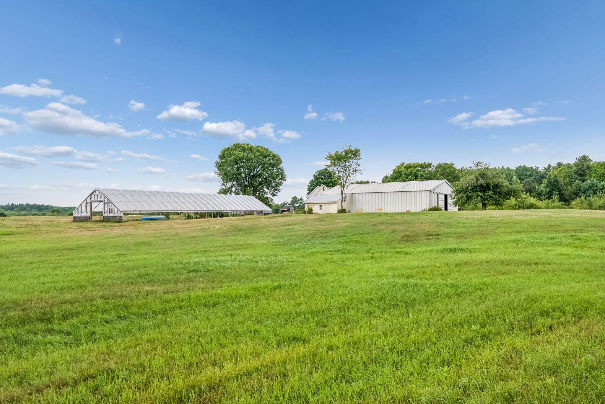 496 Davis Road