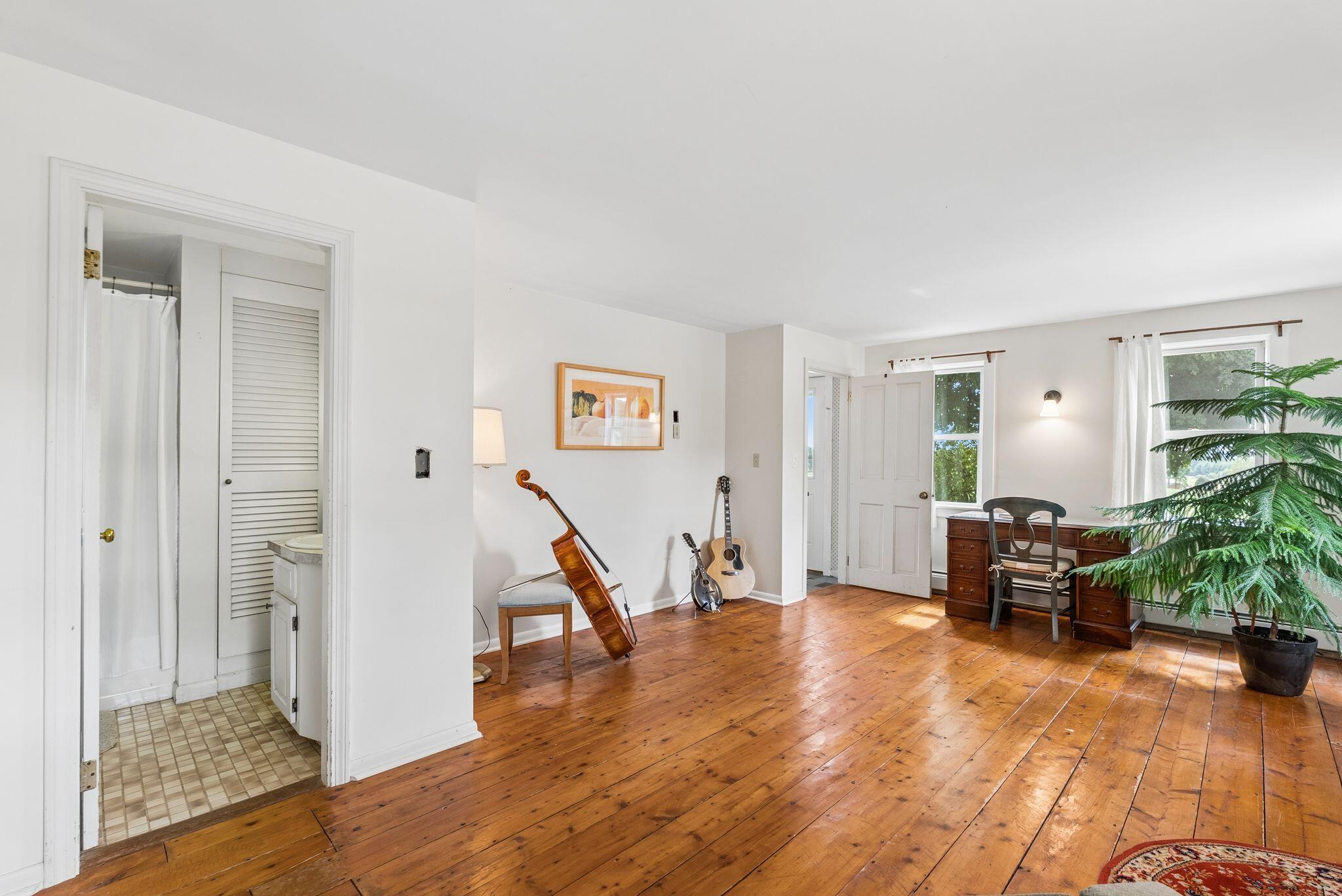 496 Davis Road