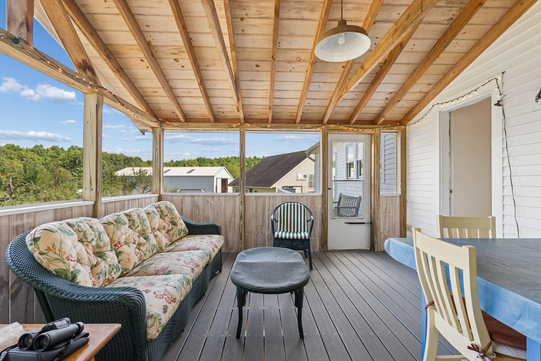 496 Davis Road