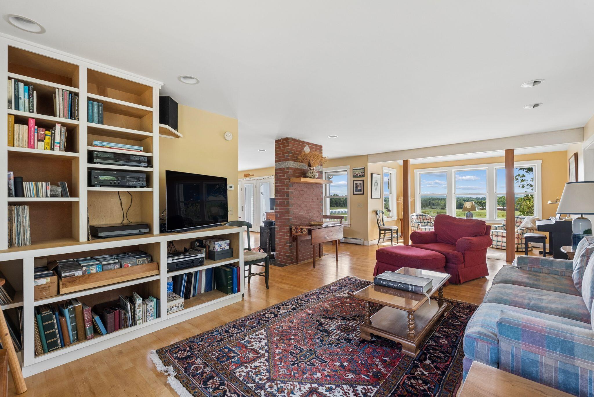 496 Davis Road