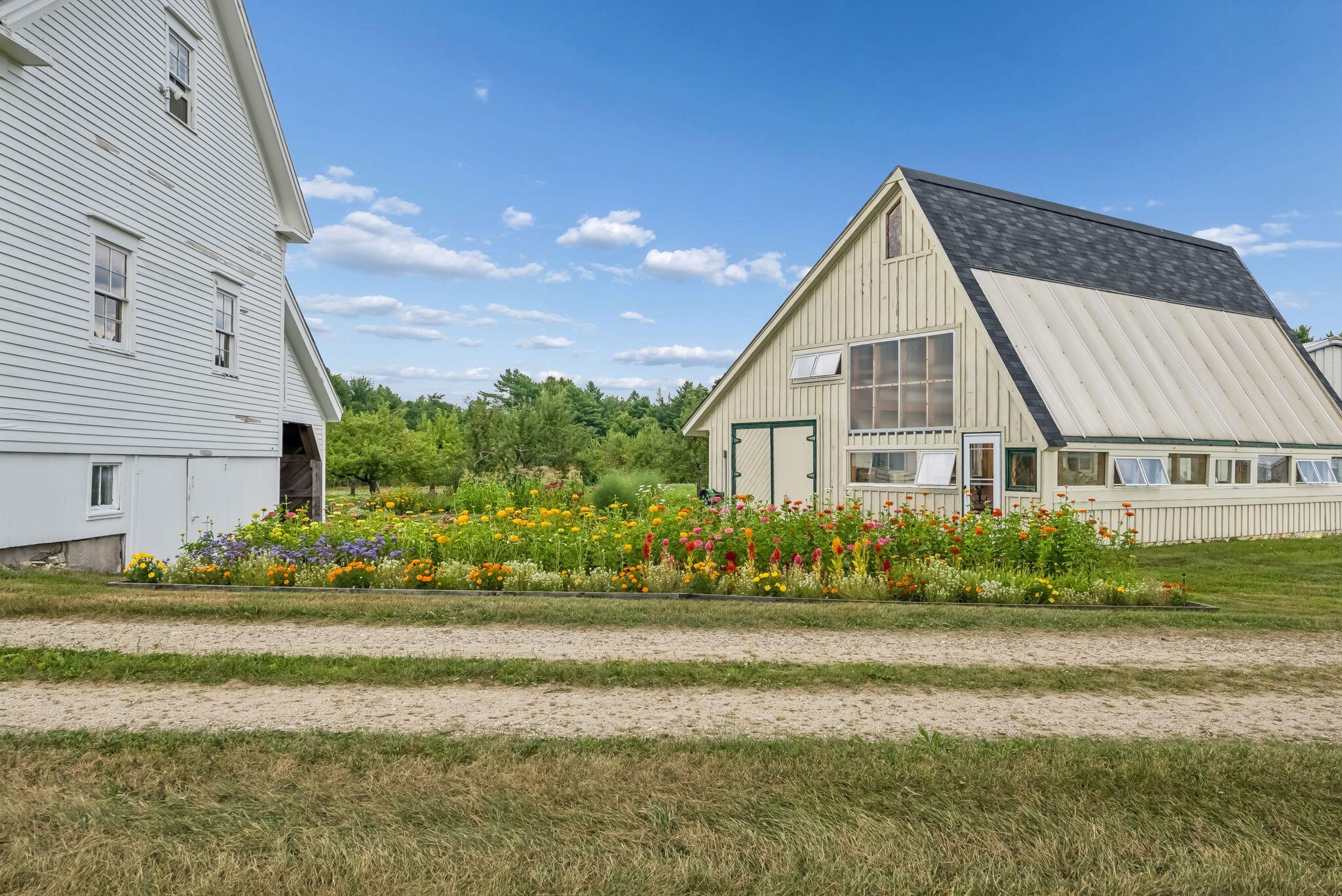 496 Davis Road