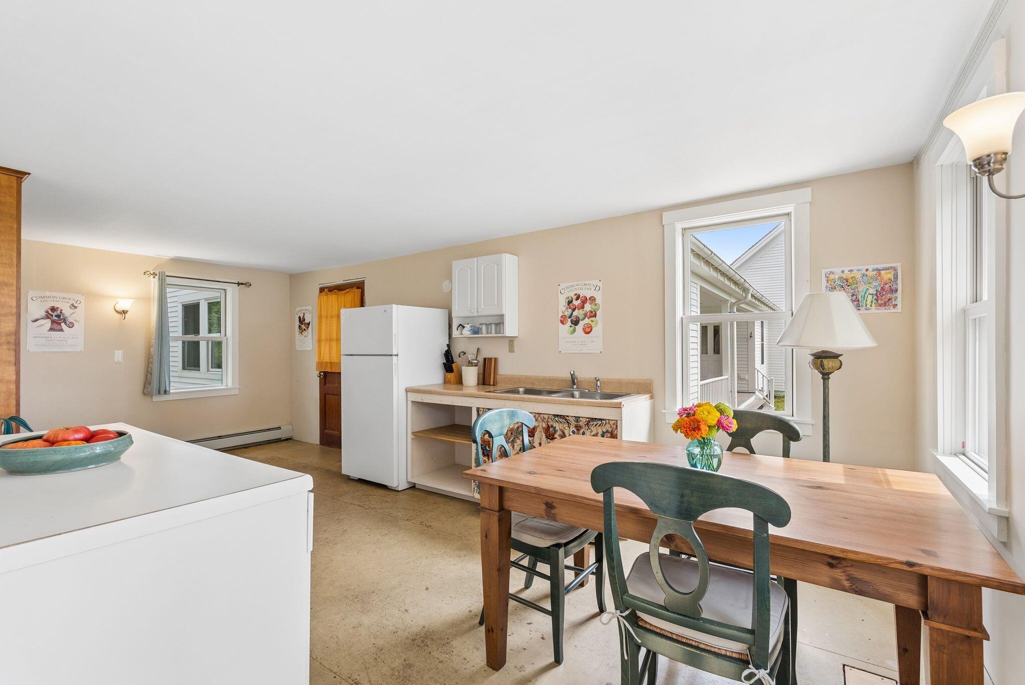 496 Davis Road