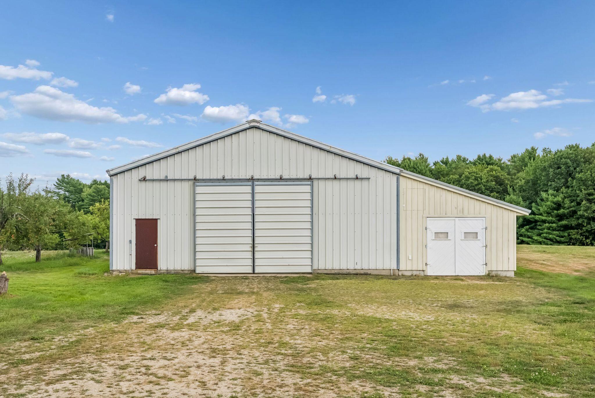 496 Davis Road