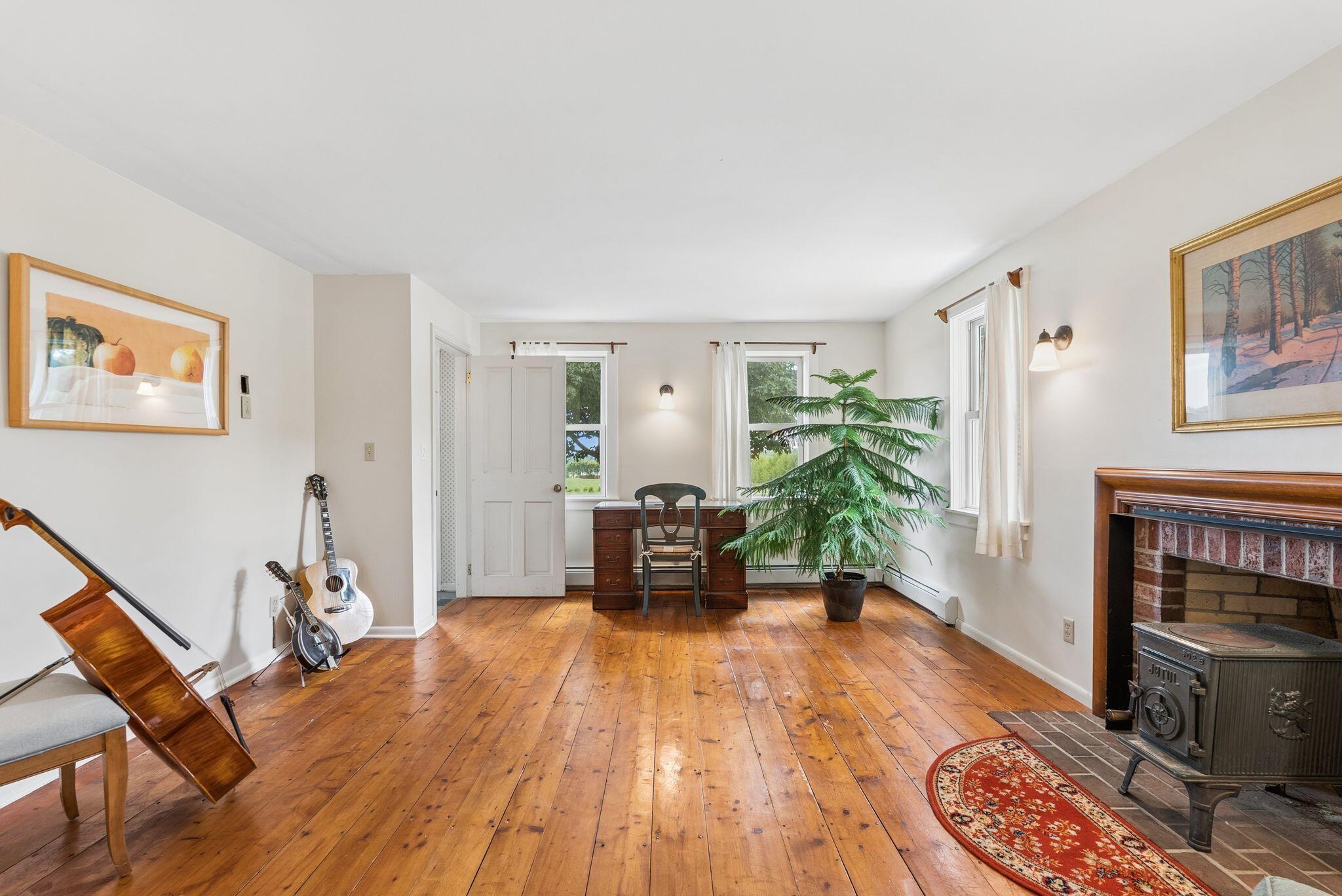 496 Davis Road