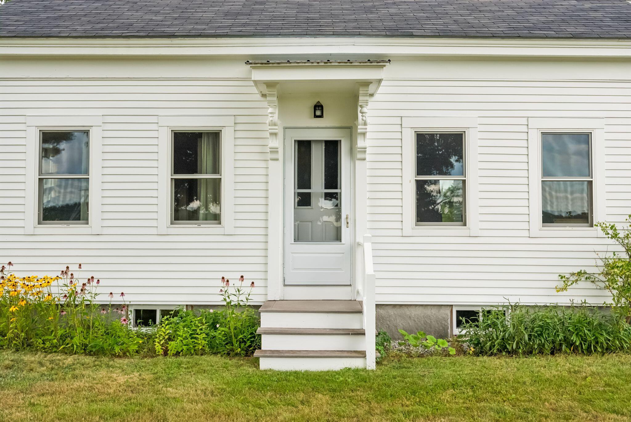 496 Davis Road