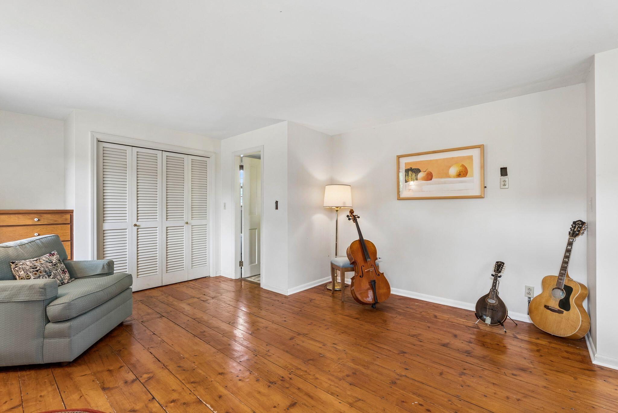 496 Davis Road
