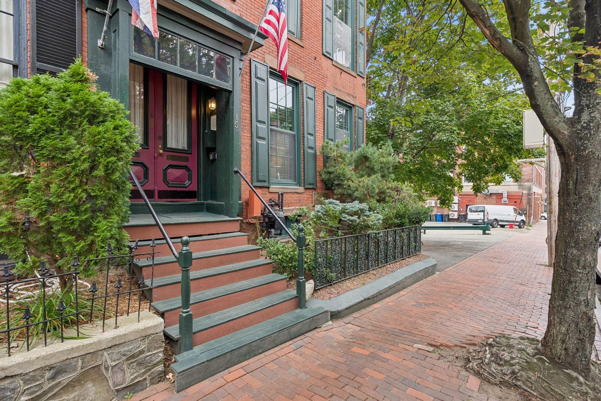 15 Pine Street