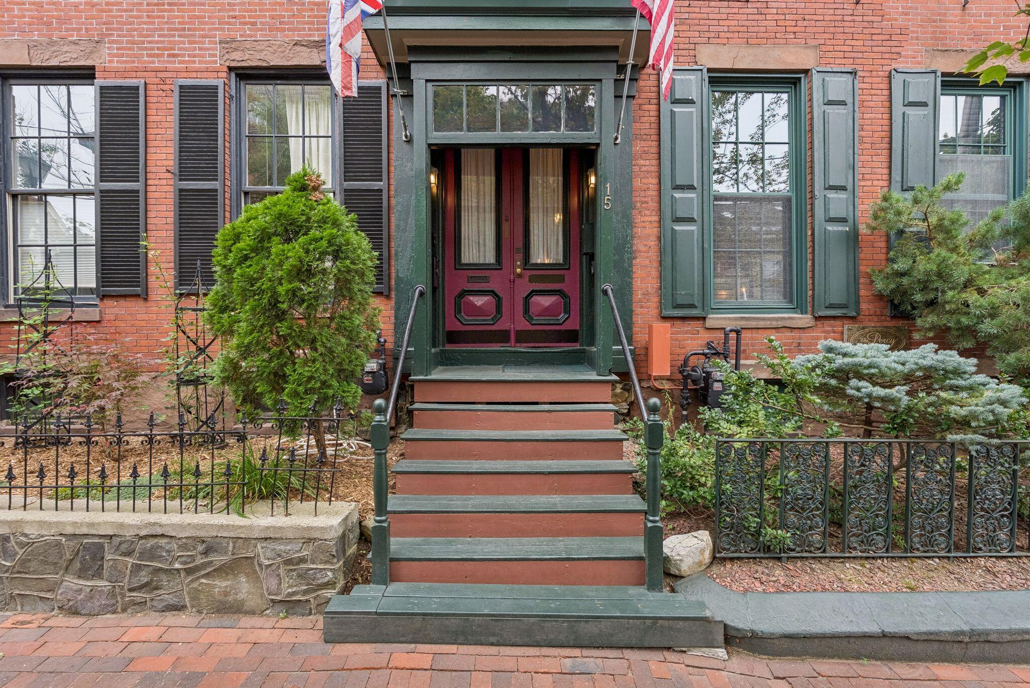 15 Pine Street