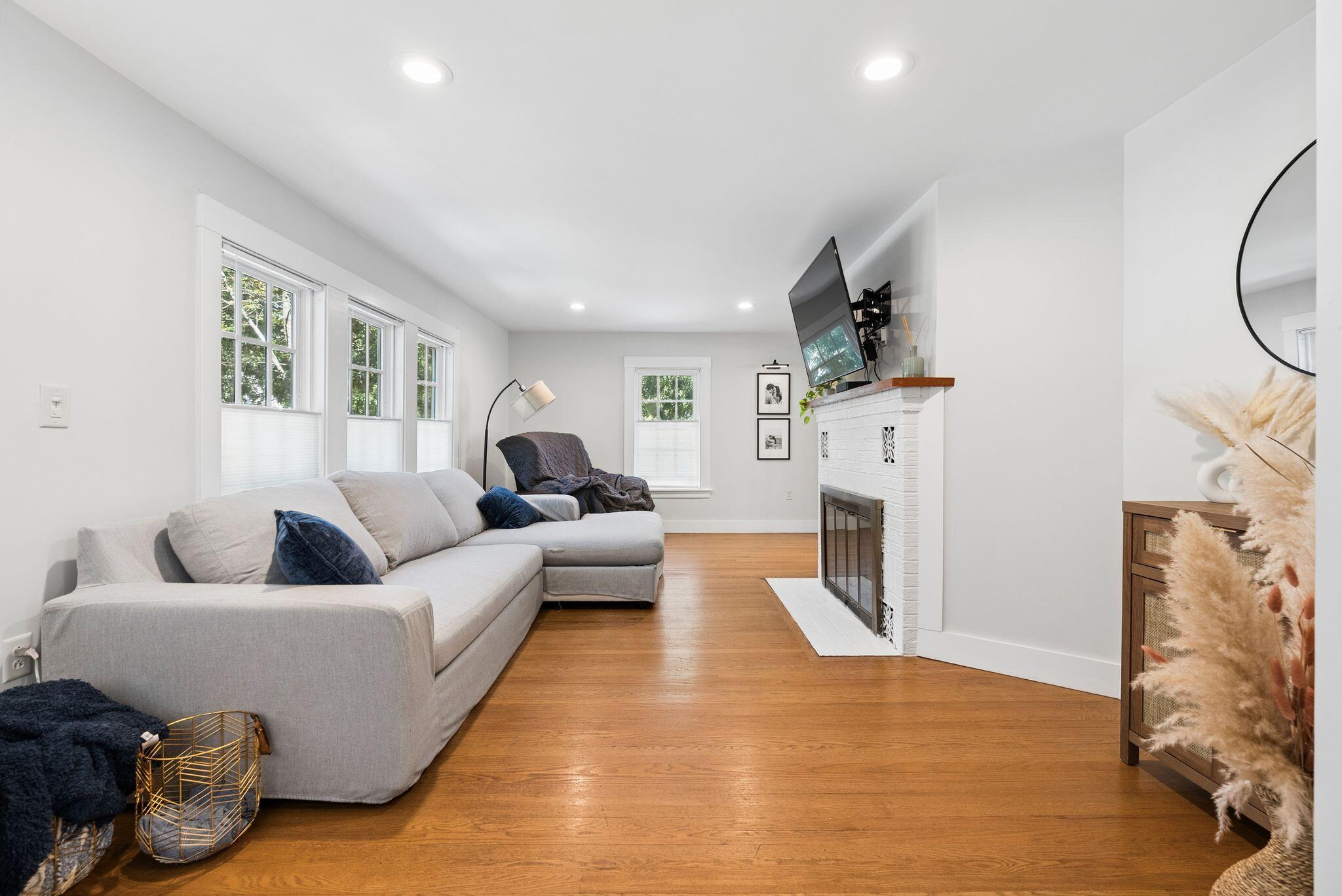 61 Pleasant Street