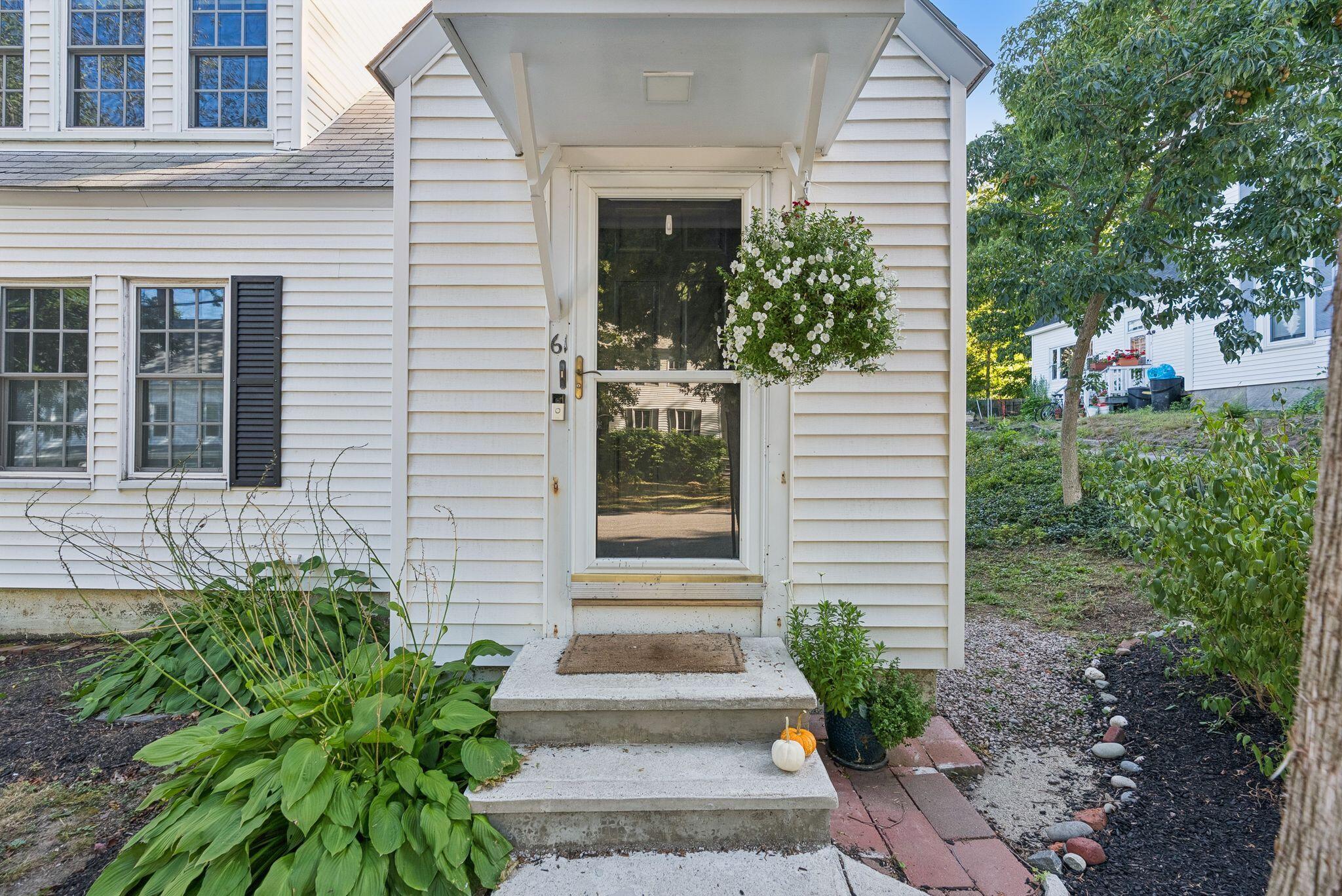 61 Pleasant Street