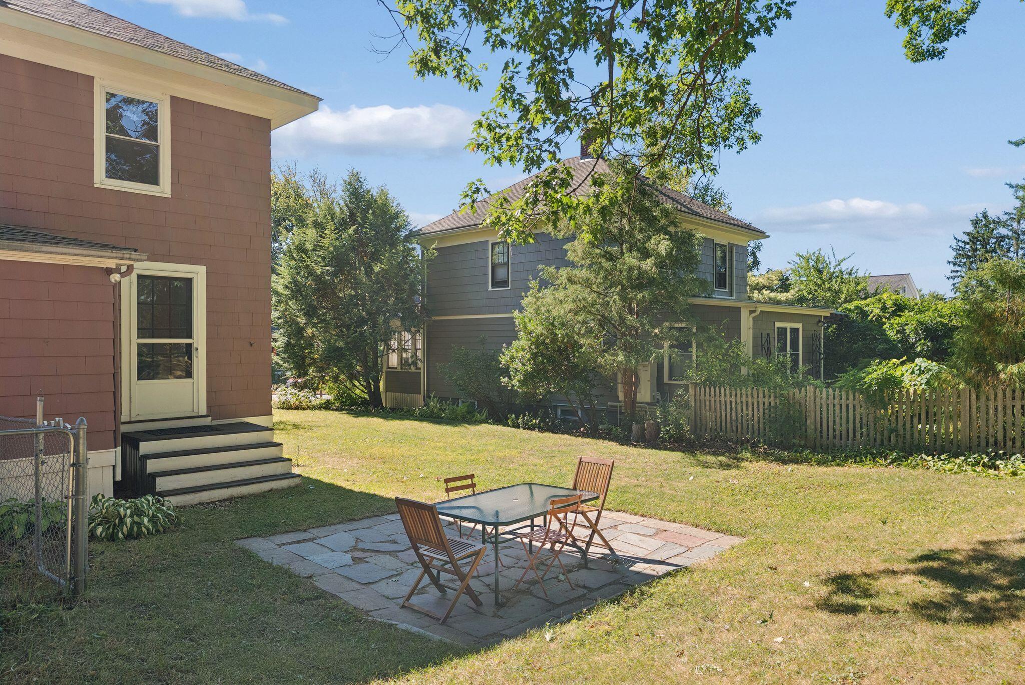 16 Newman Street