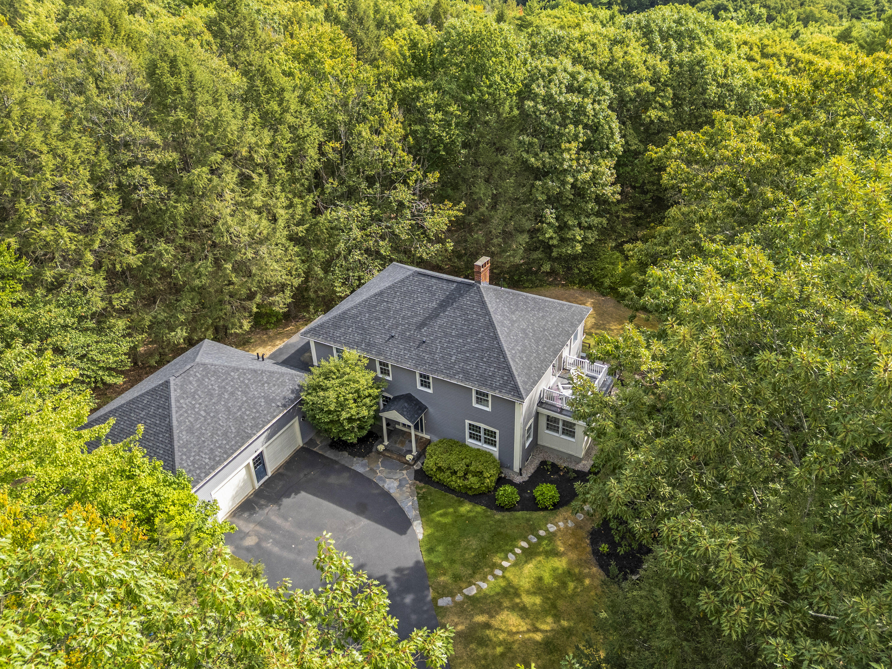 8 Fox Run Road