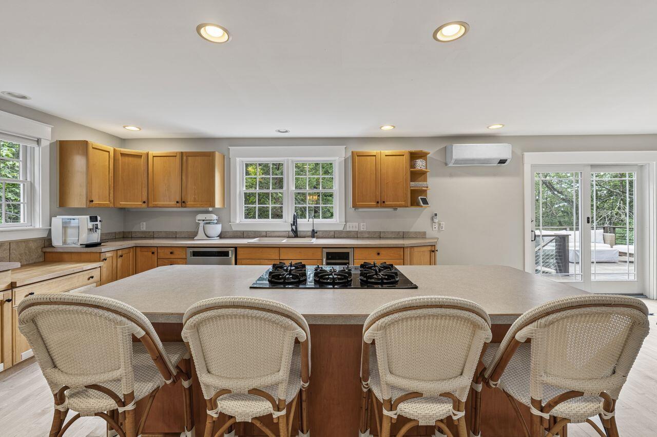 8 Fox Run Road