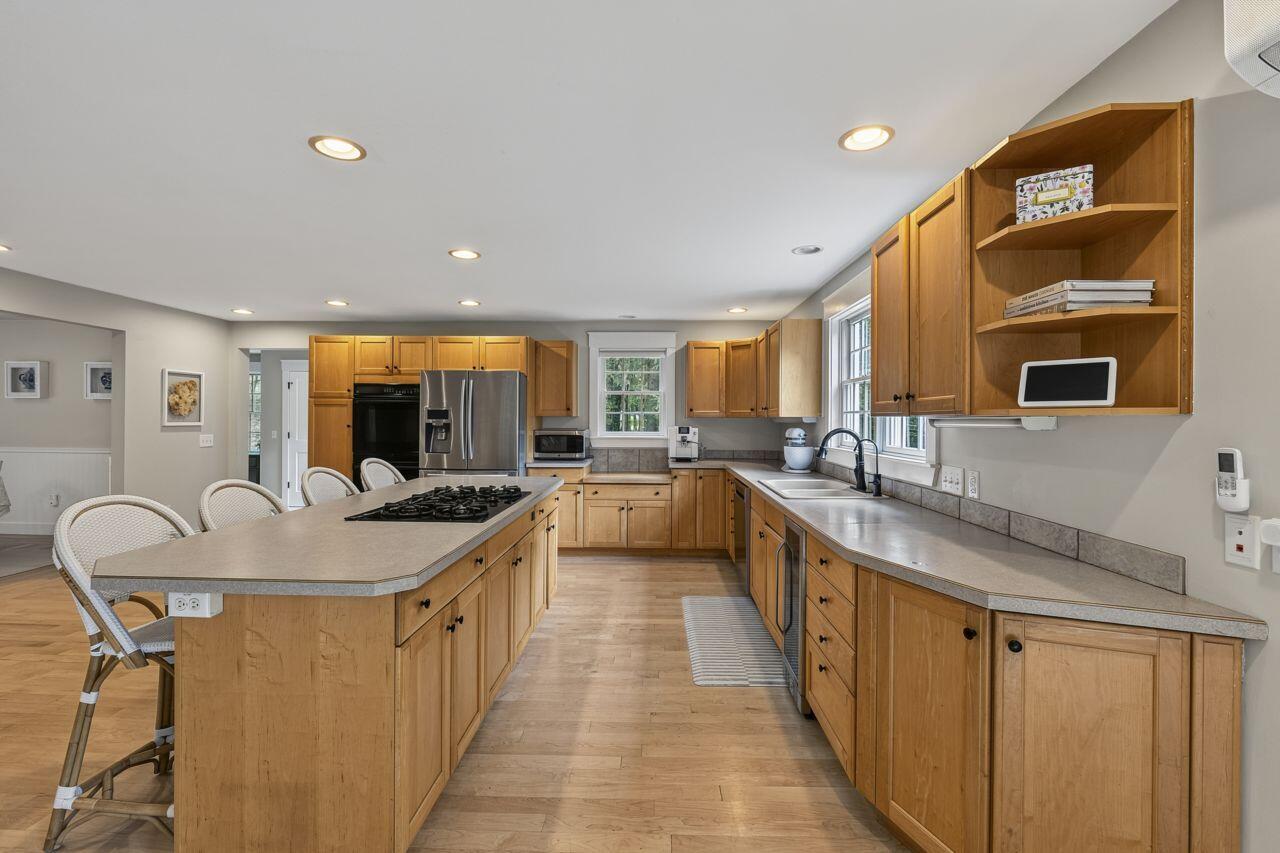 8 Fox Run Road