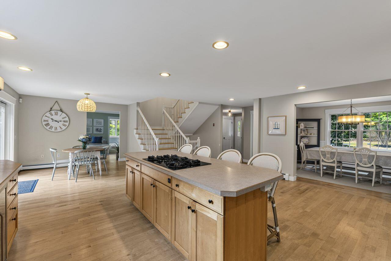 8 Fox Run Road