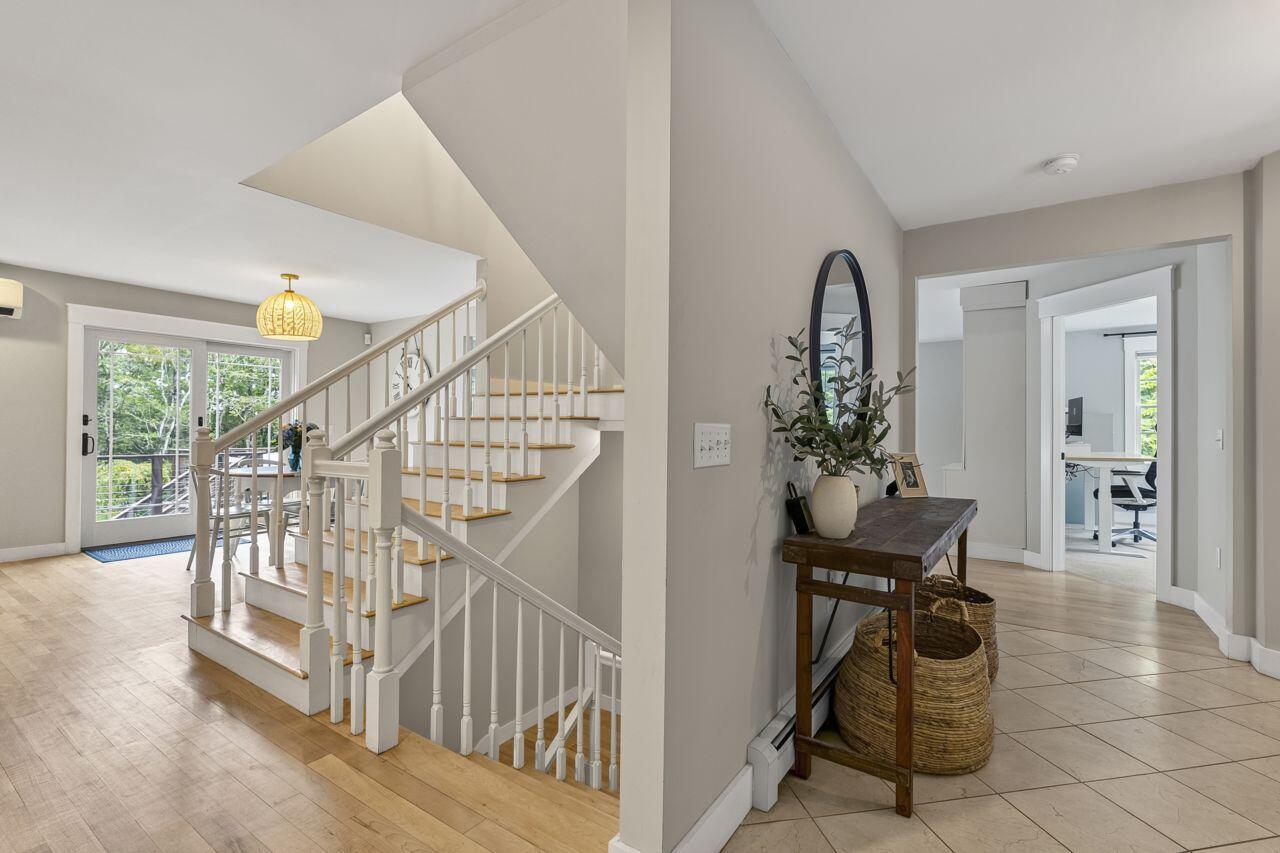 8 Fox Run Road