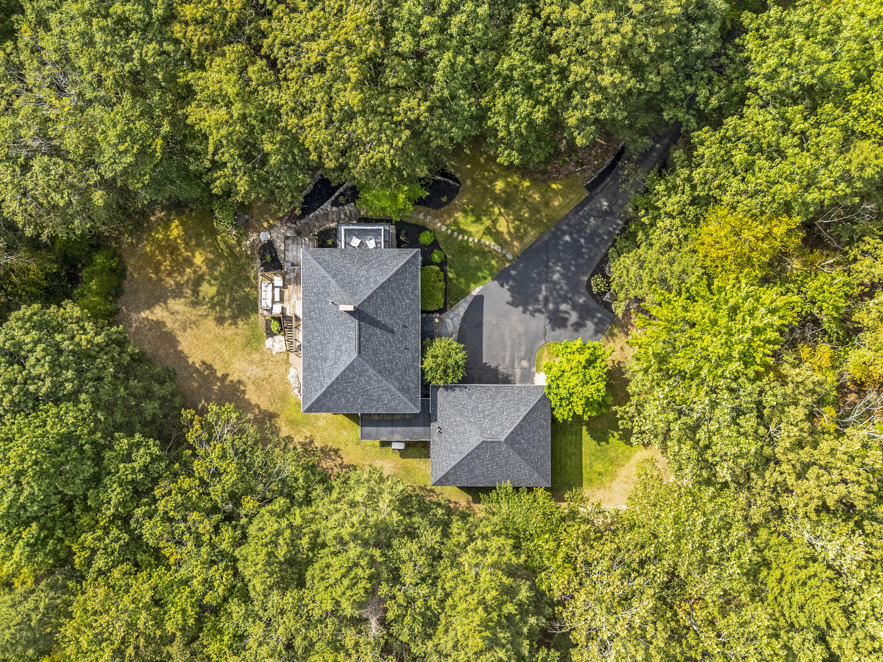 8 Fox Run Road