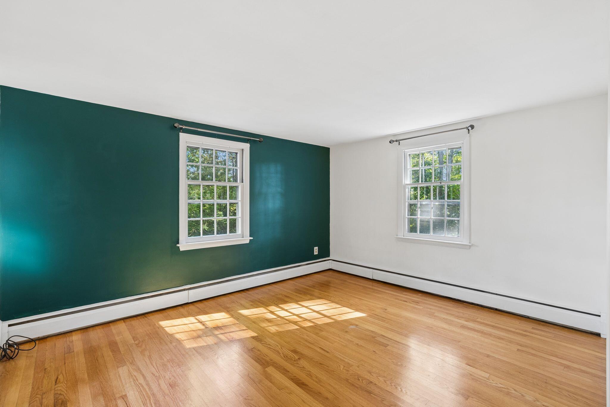 18 Broad Cove Road