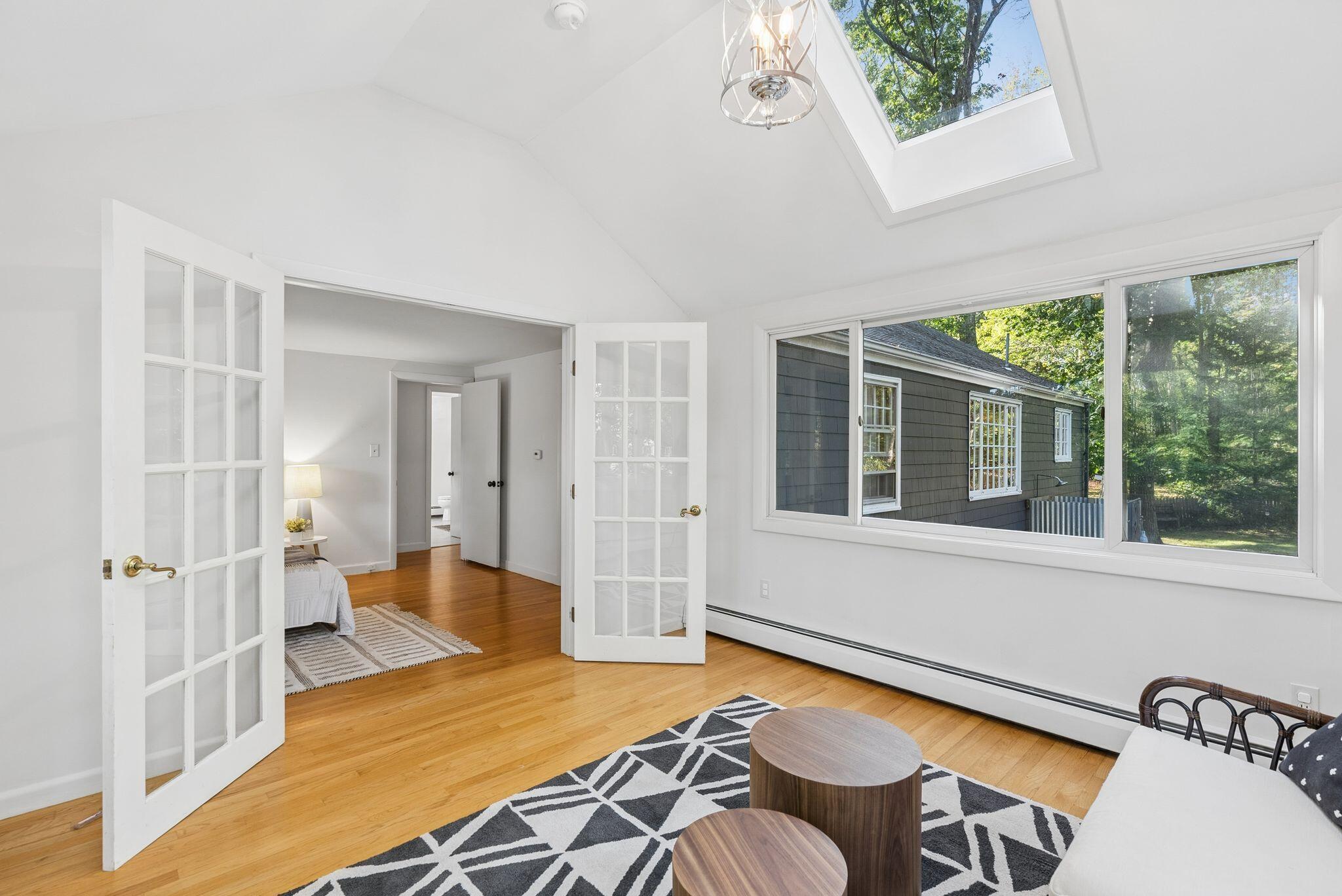 18 Broad Cove Road