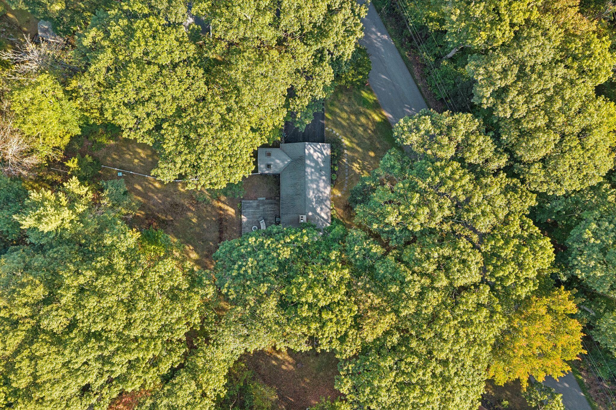 18 Broad Cove Road