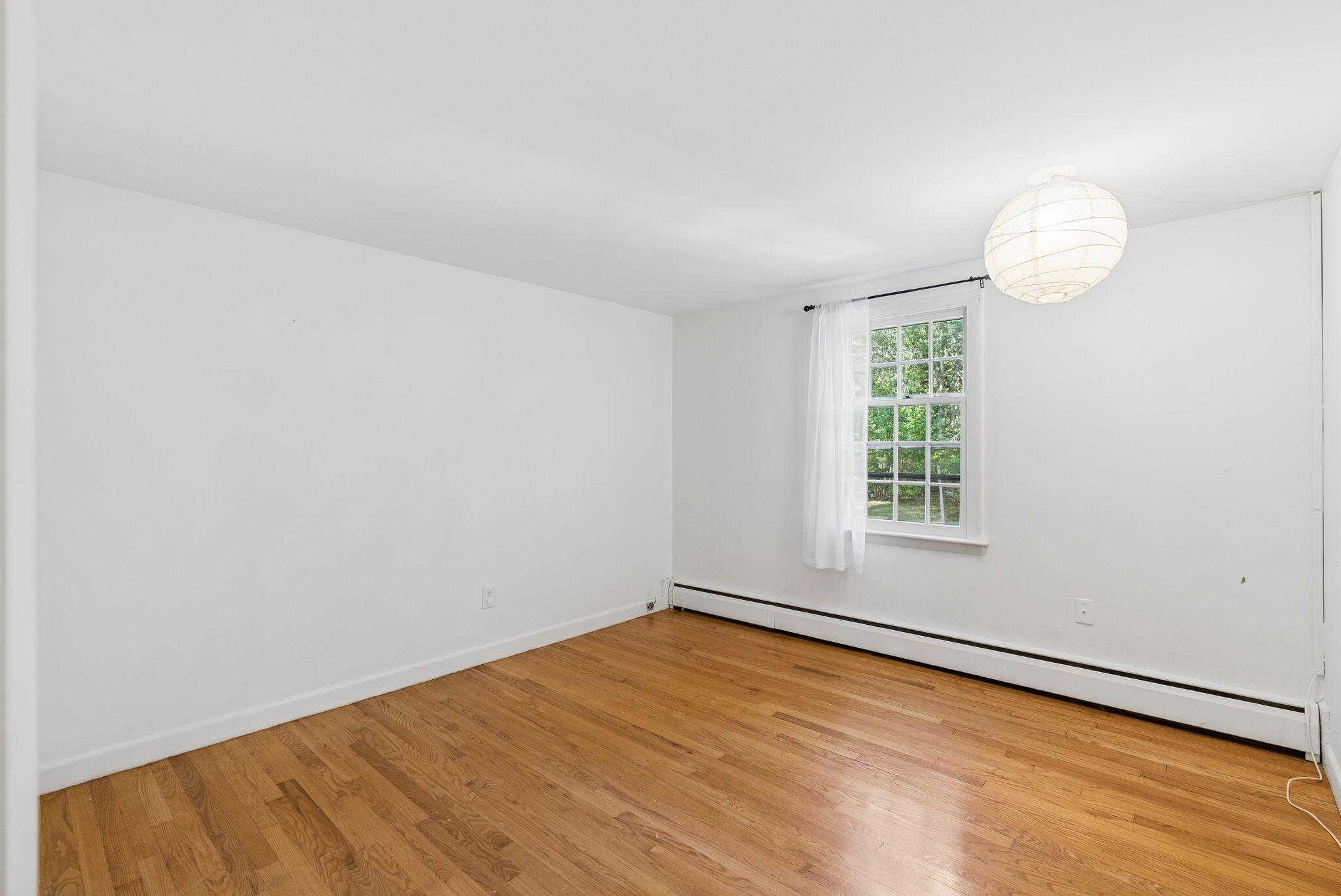 18 Broad Cove Road