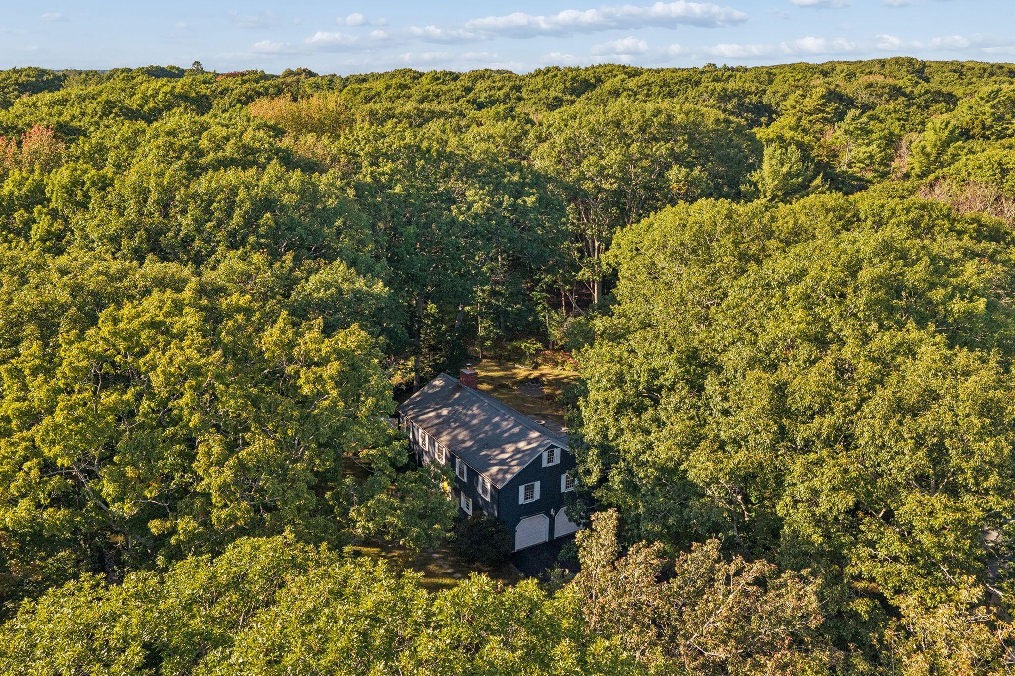 18 Broad Cove Road