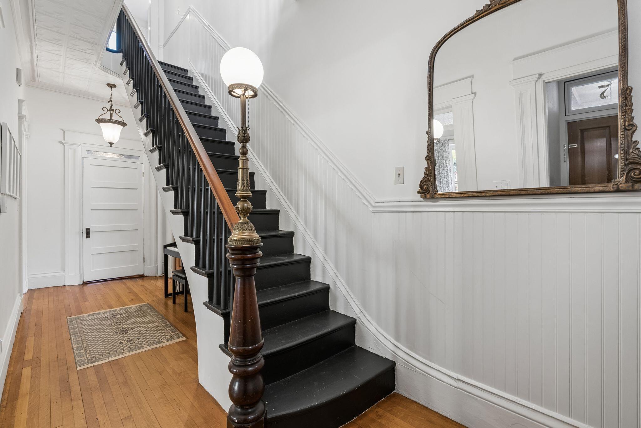 77 Carleton Street
