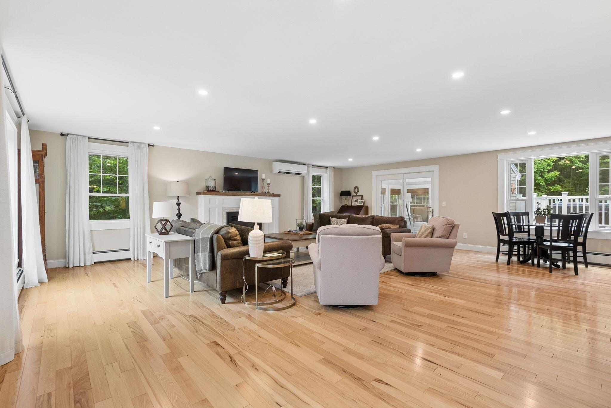 25 Brookside Drive