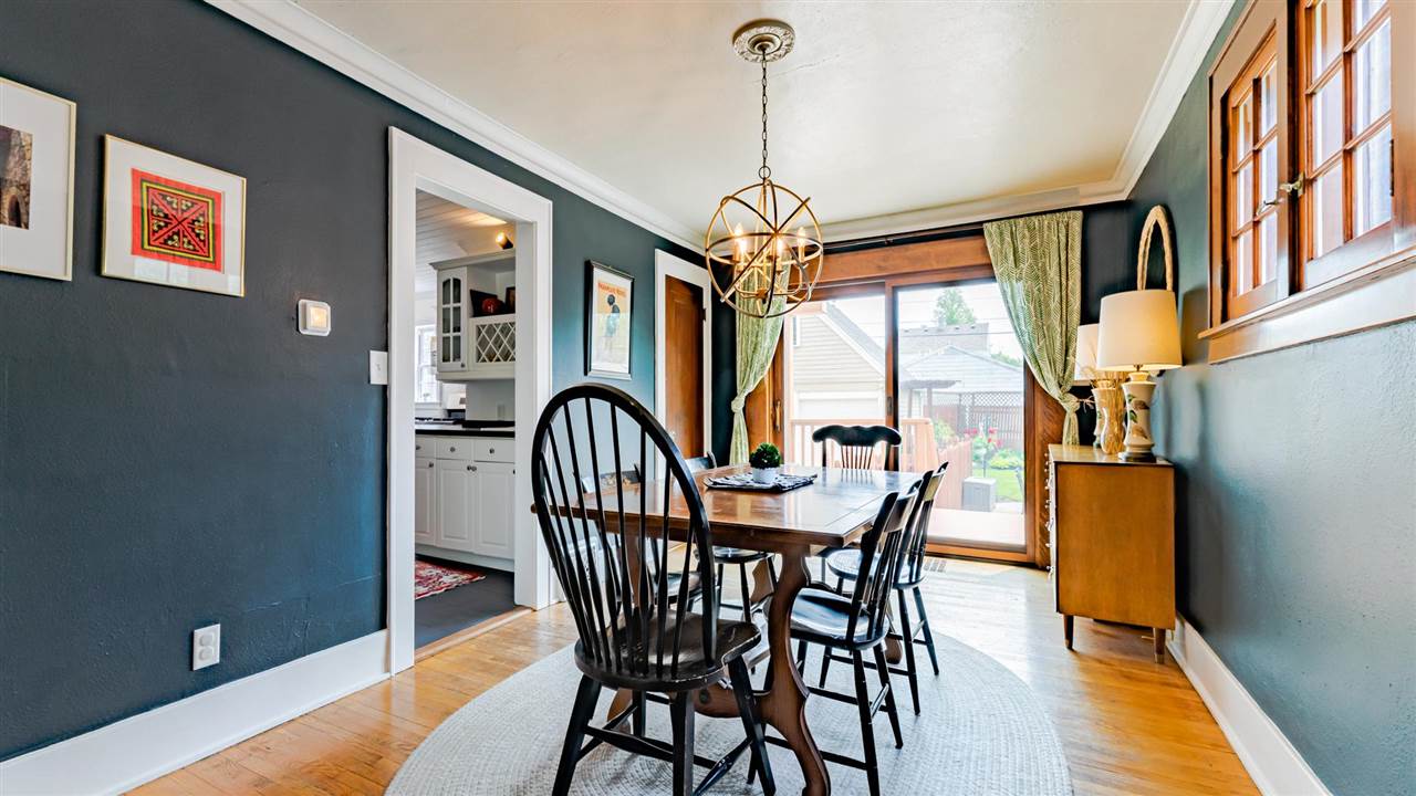 1723 W Hillsdale Street