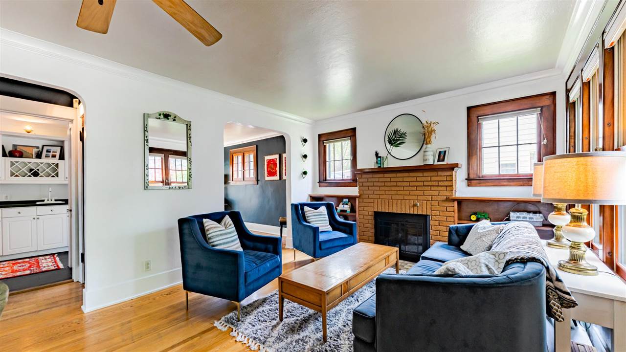 1723 W Hillsdale Street