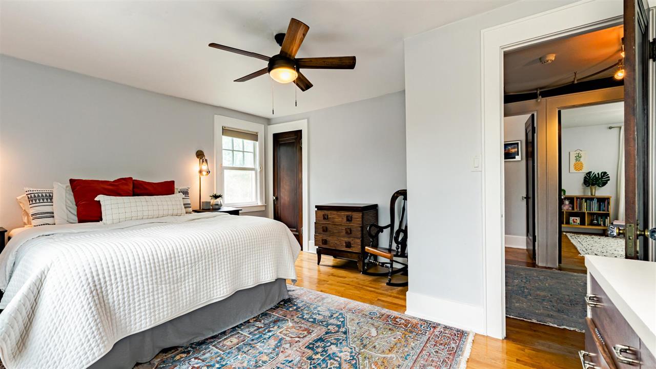 1723 W Hillsdale Street