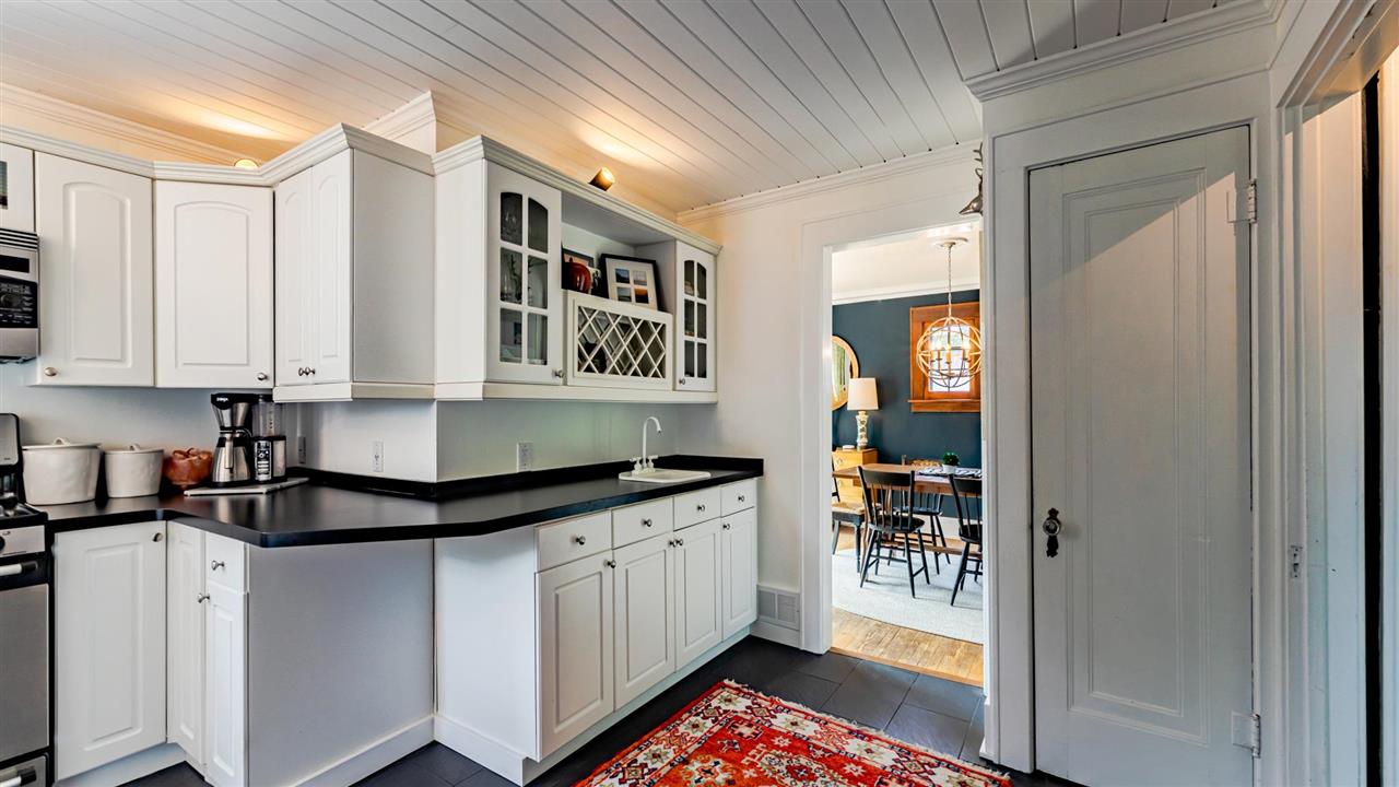 1723 W Hillsdale Street