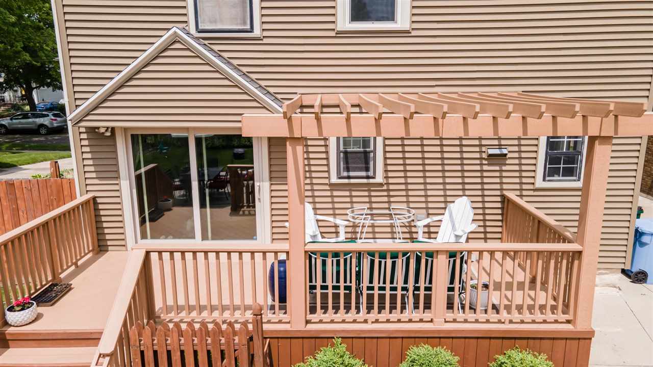 1723 W Hillsdale Street