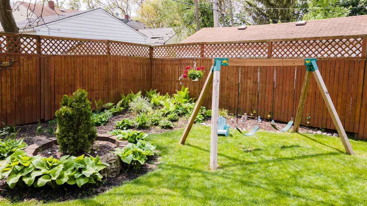 1723 W Hillsdale Street