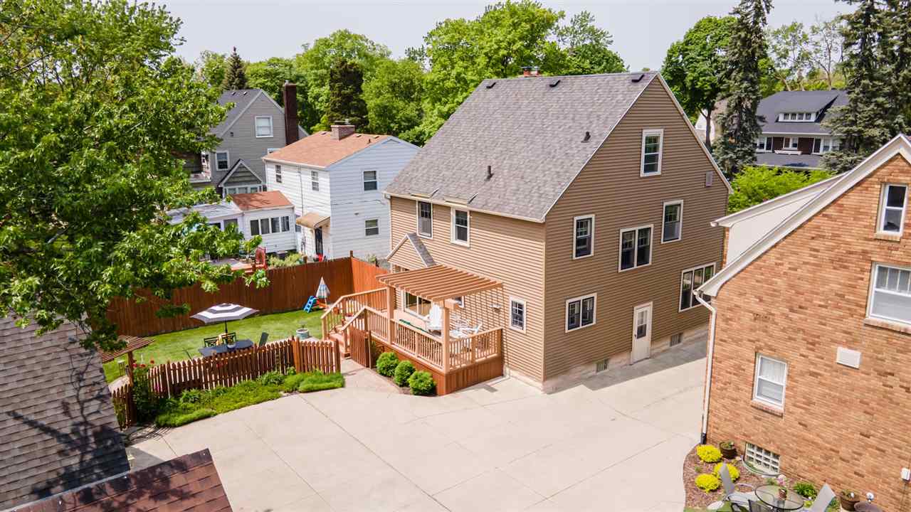 1723 W Hillsdale Street