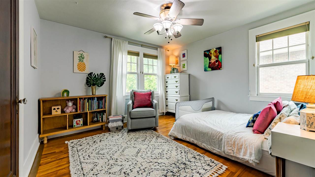 1723 W Hillsdale Street