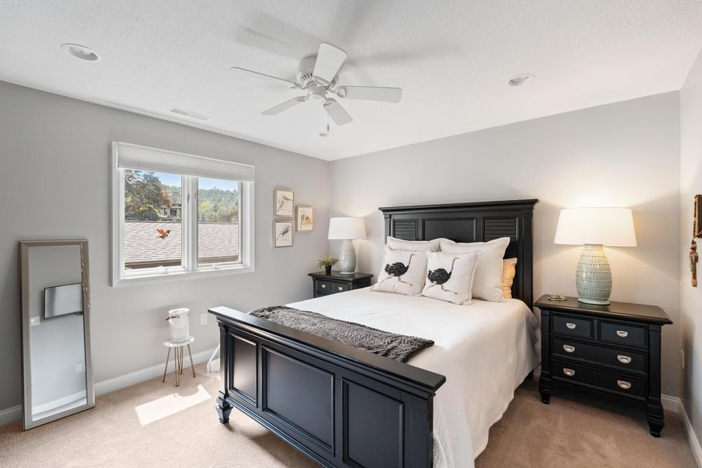 1134 Charlevoix Avenue Unit: 8