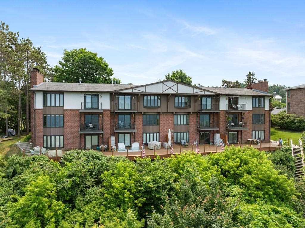 1134 Charlevoix Avenue Unit: 8