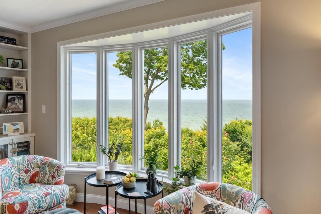 1134 Charlevoix Avenue Unit: 8