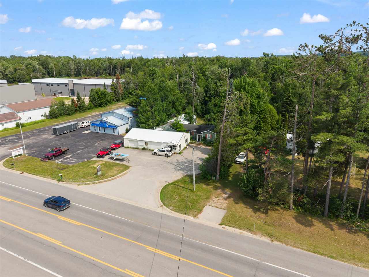 2286 N US 31 Highway