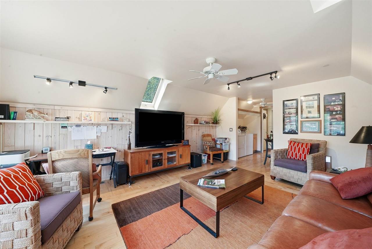 8463 Sturgeon Bay Drive