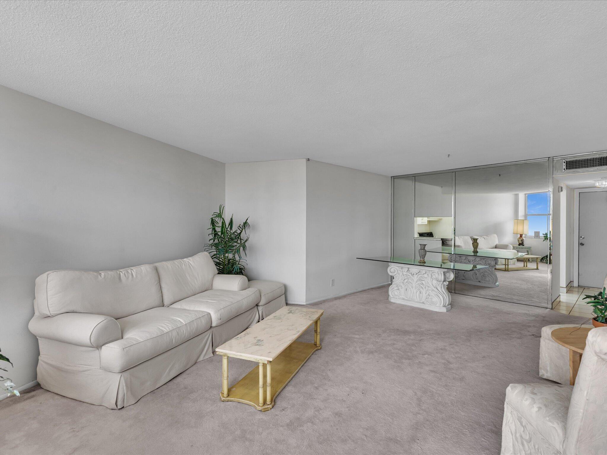 301 N Ocean Boulevard 407