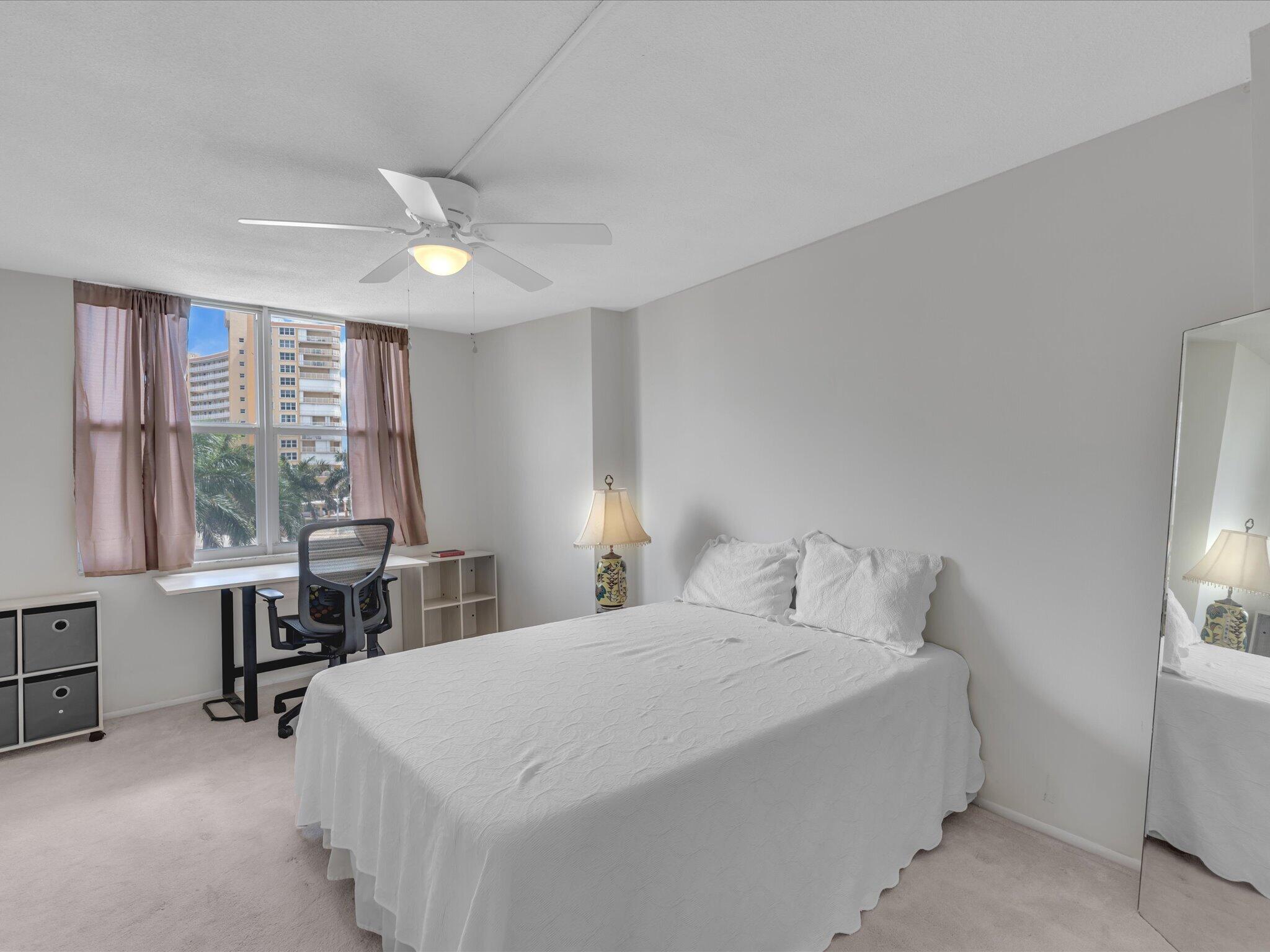 301 N Ocean Boulevard 407