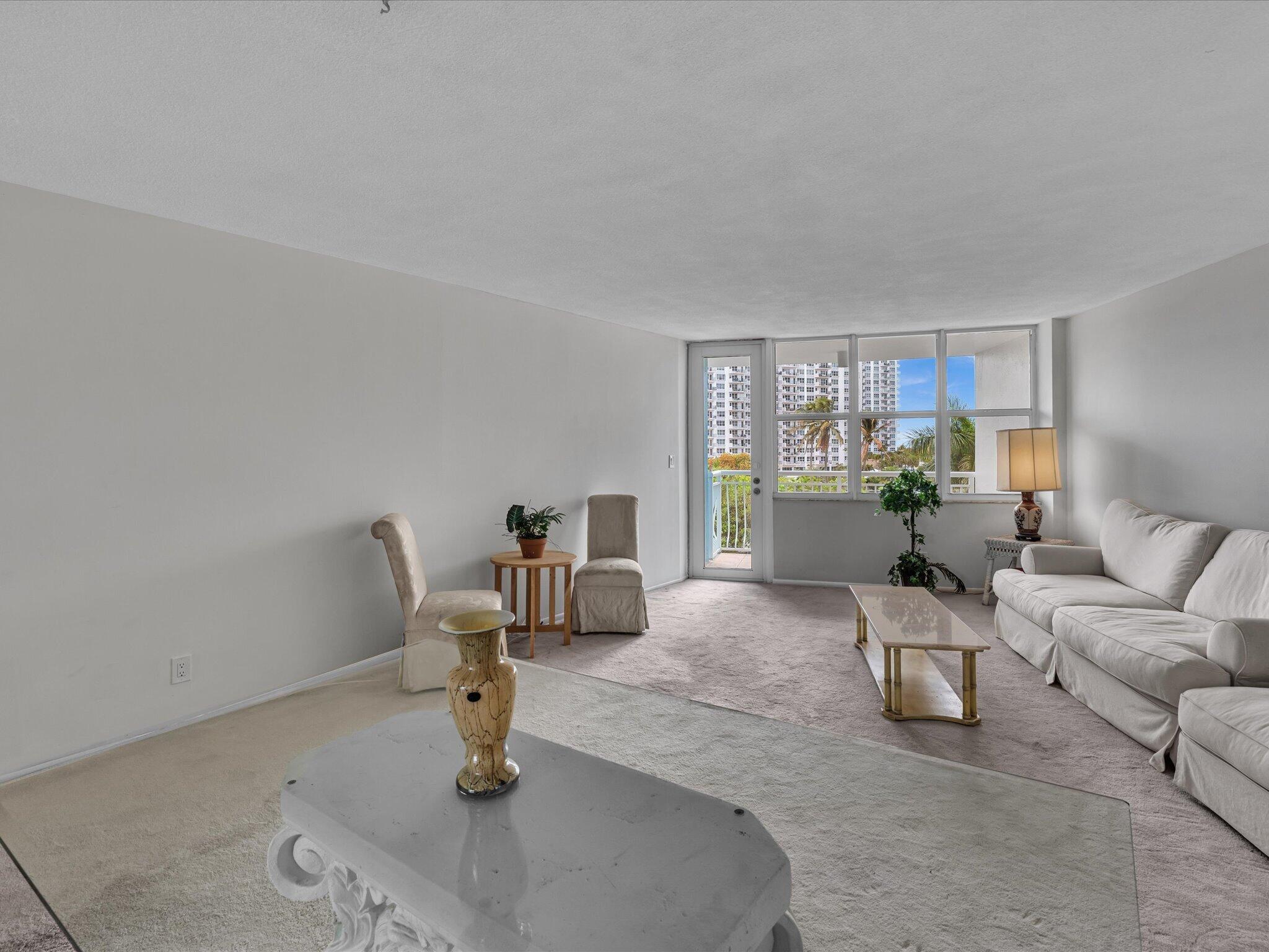 301 N Ocean Boulevard 407