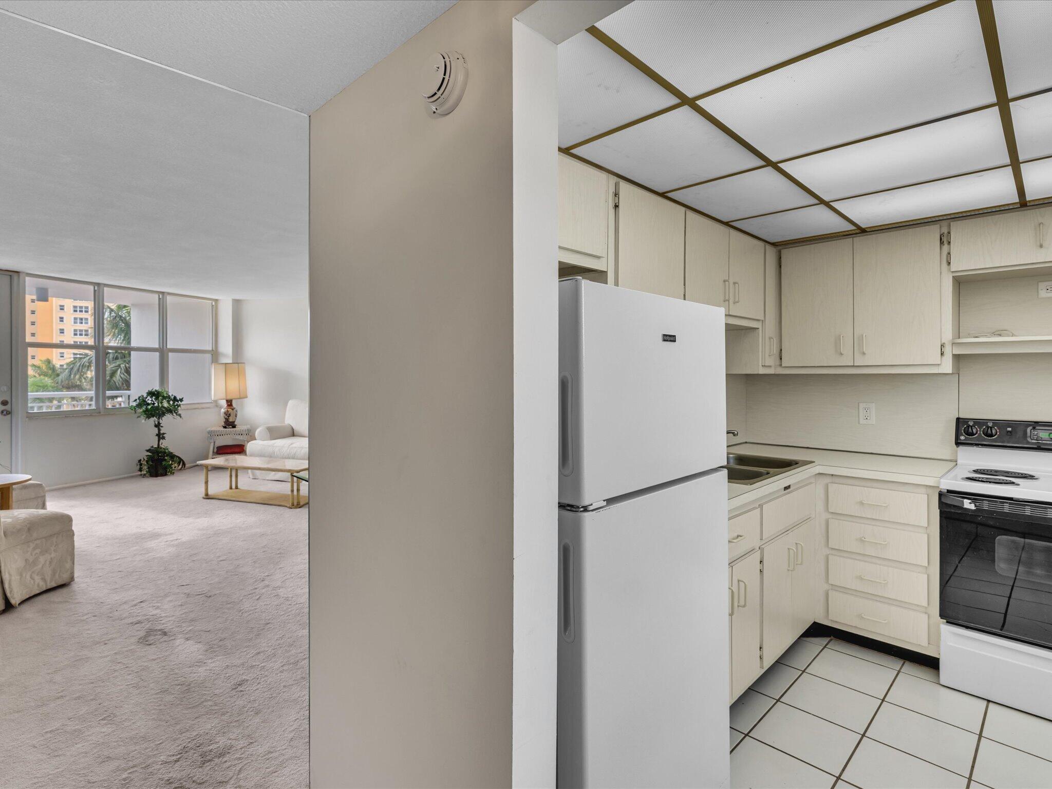 301 N Ocean Boulevard 407
