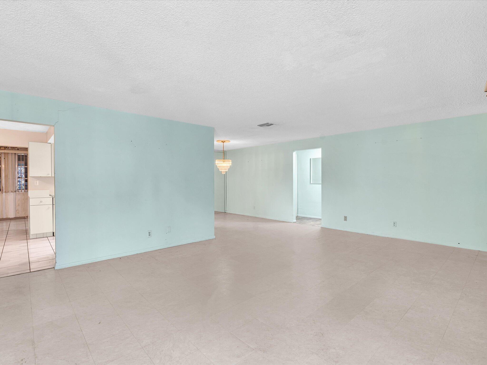 4514 NW 43rd Terrace