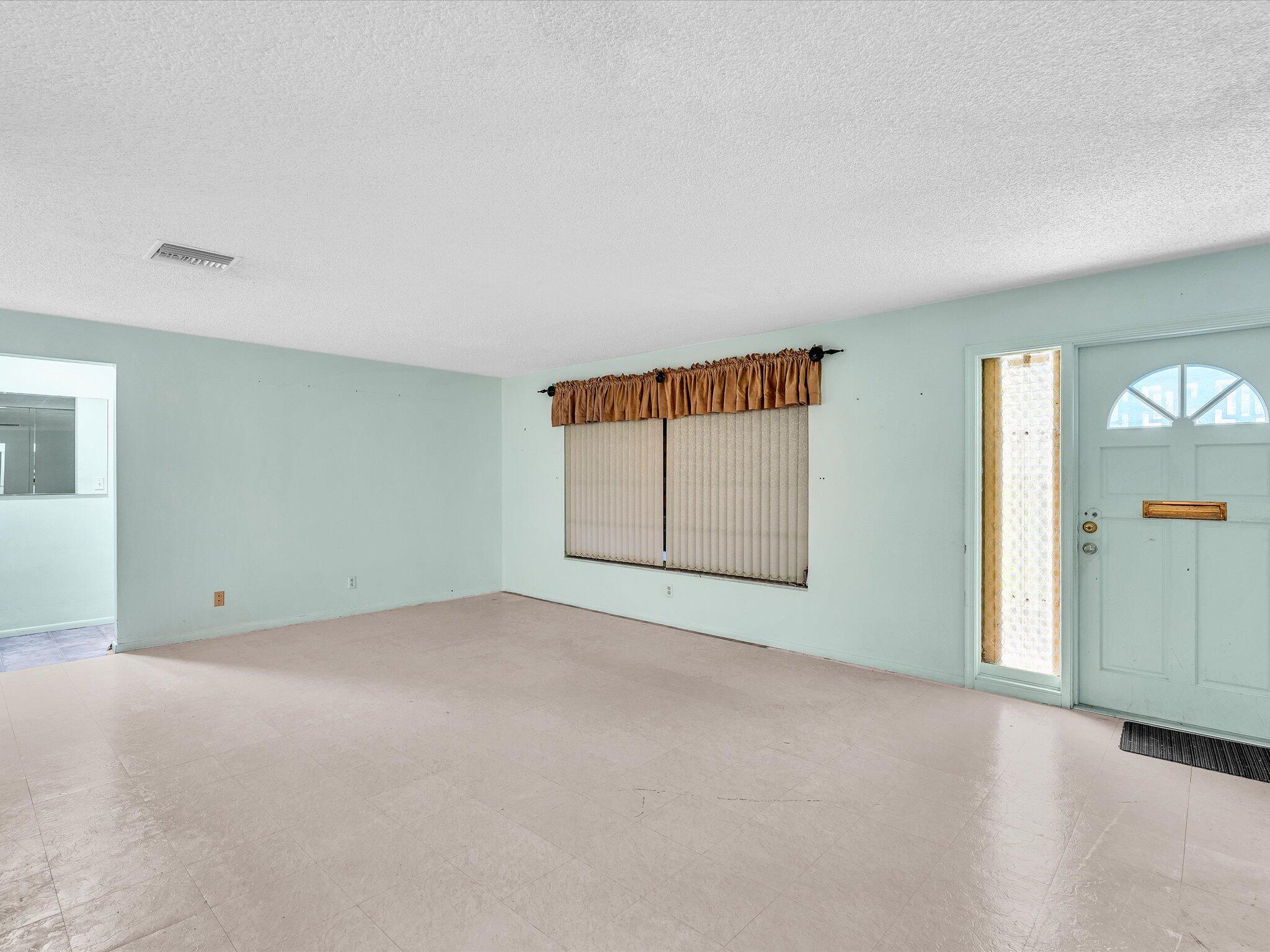 4514 NW 43rd Terrace