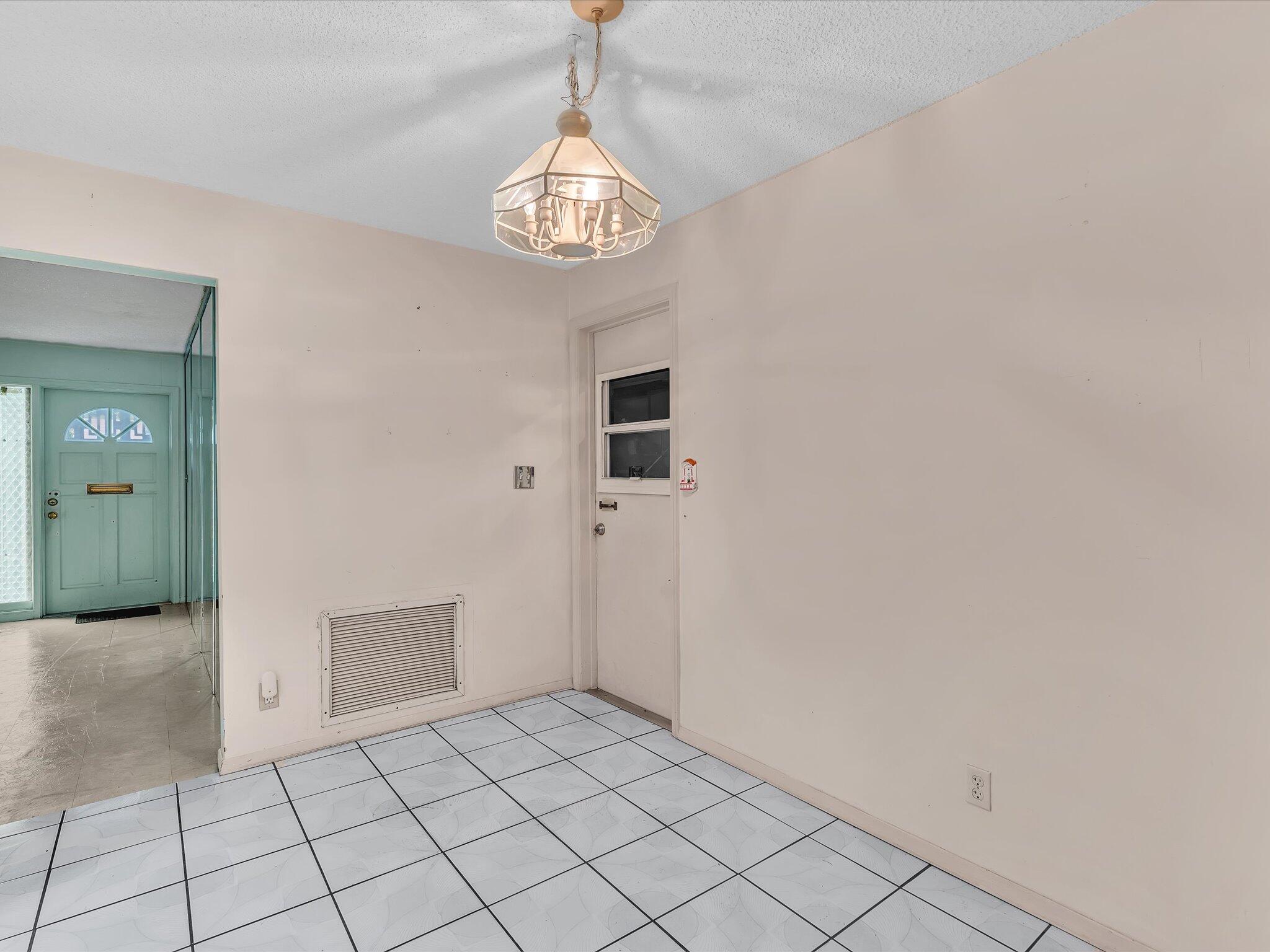 4514 NW 43rd Terrace