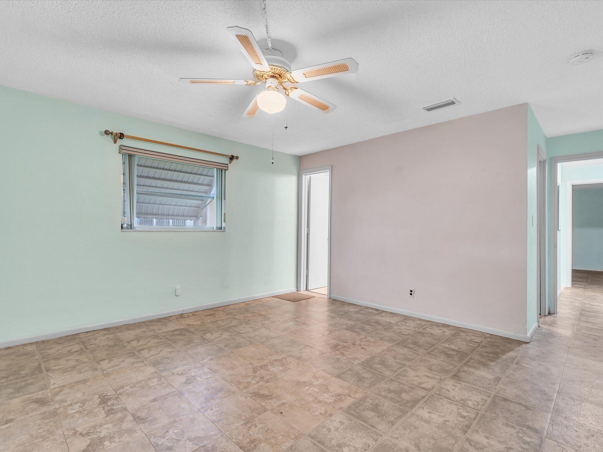 4514 NW 43rd Terrace