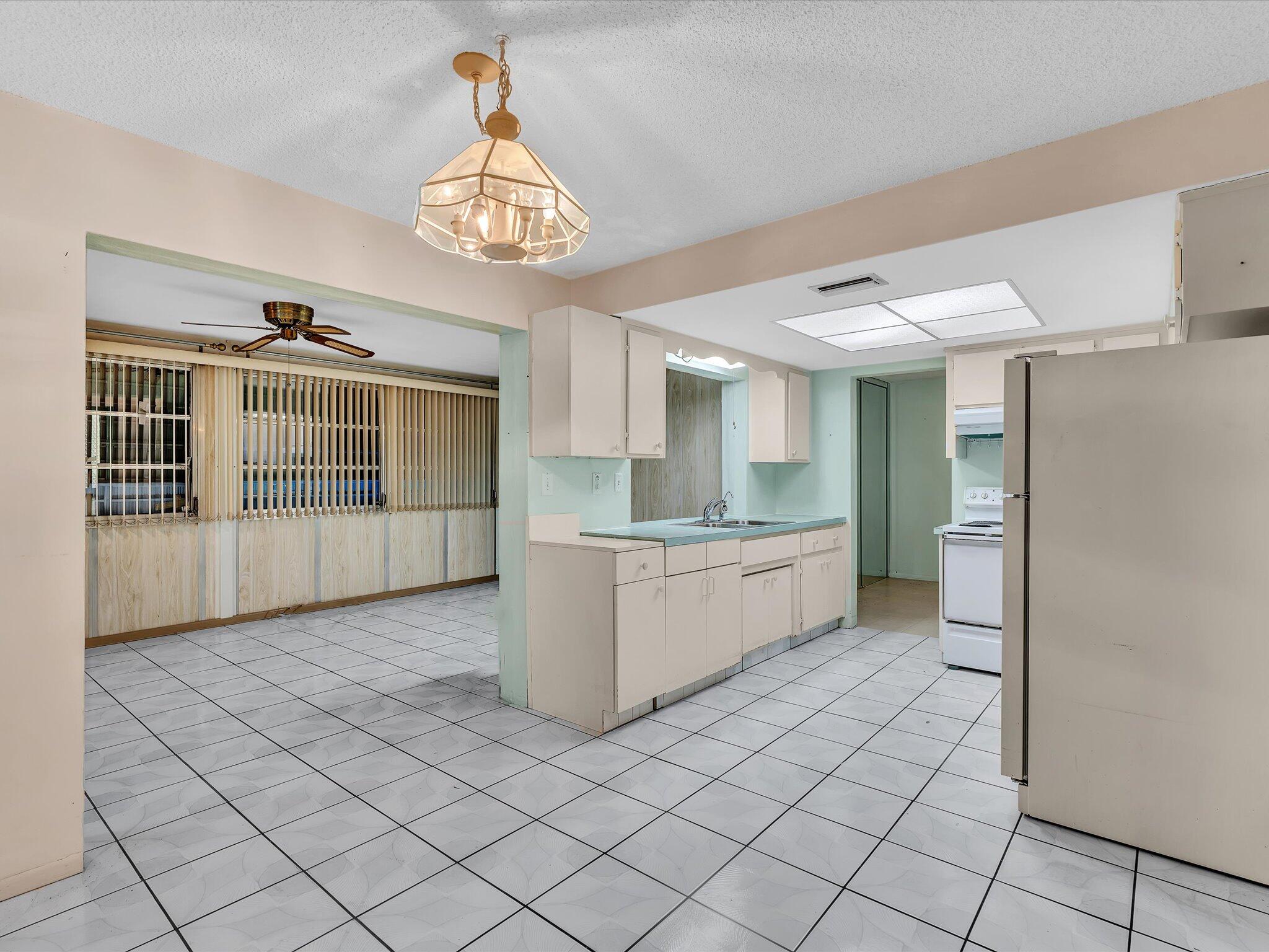 4514 NW 43rd Terrace